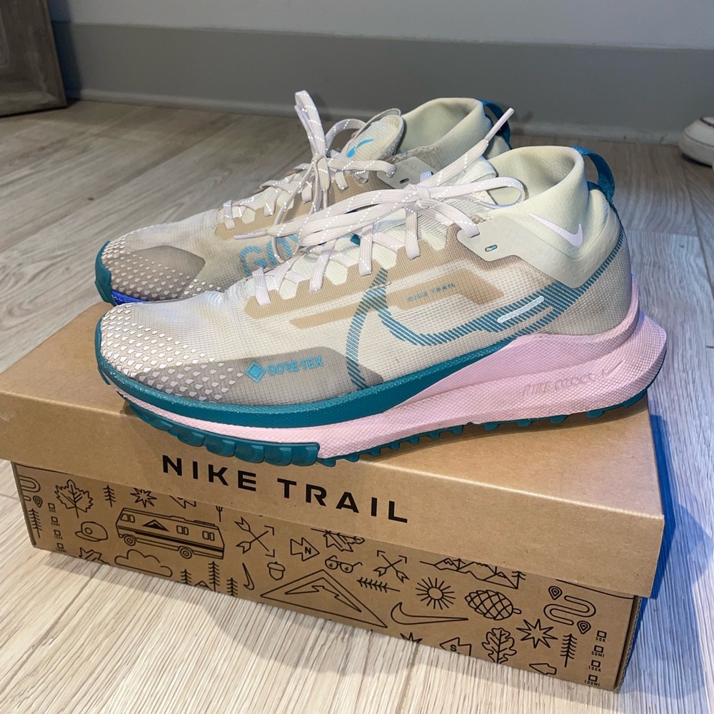 Nike Pegasus Trail 4 GORE-TEX Waterproof Shoes